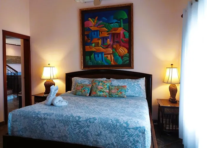 Сasa de vacaciones Penthouse With Pacific Sunset Views - Flamingo Rose Vista